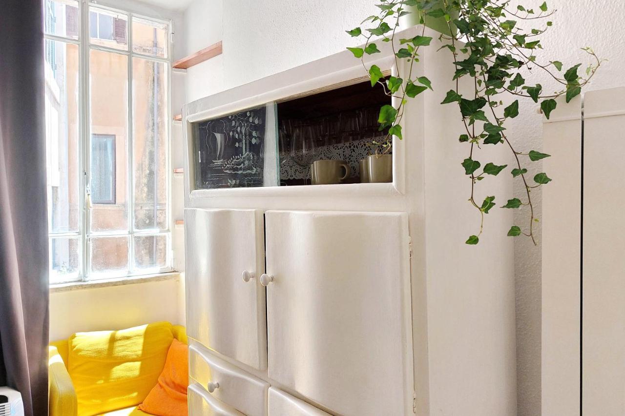 Campo De' Fiori Cute Apartment Rome Luaran gambar