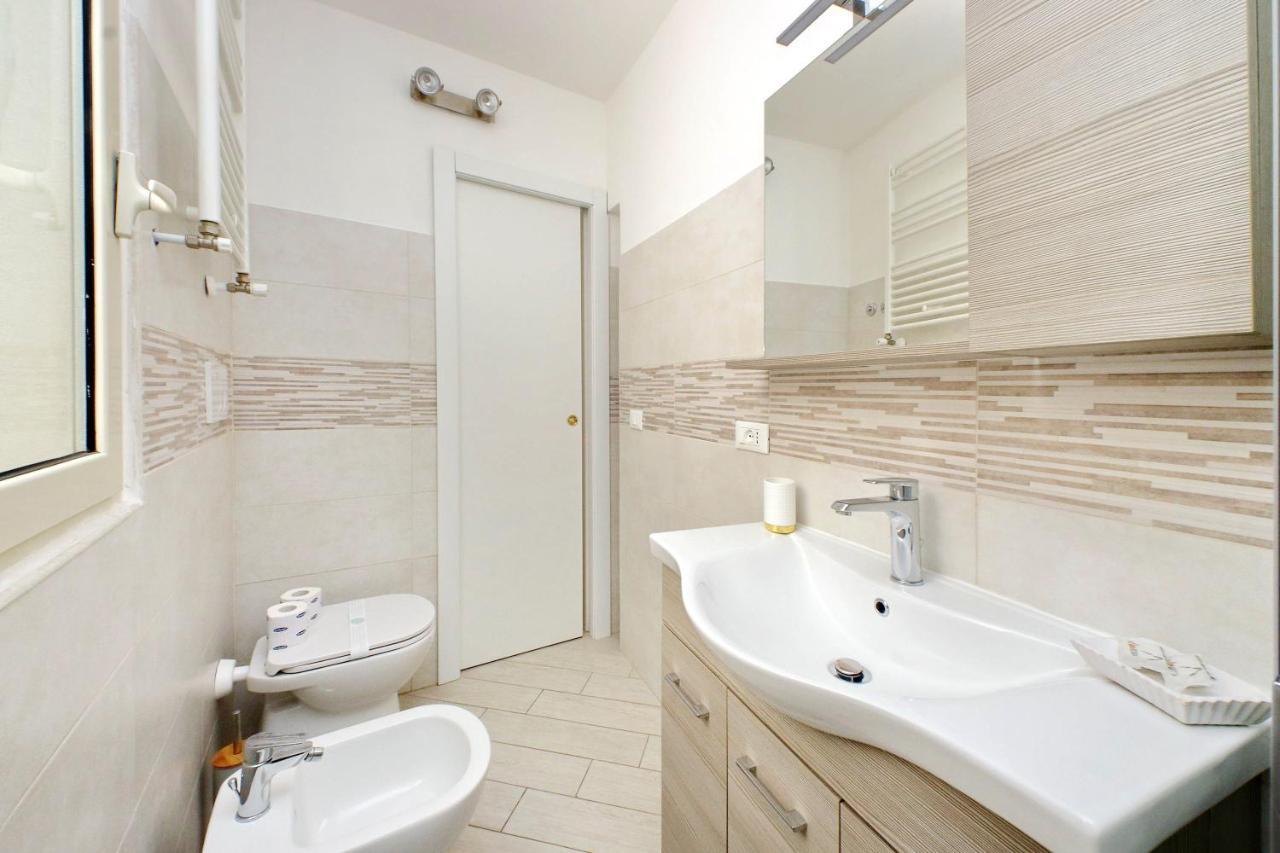 Campo De' Fiori Cute Apartment Rome Luaran gambar